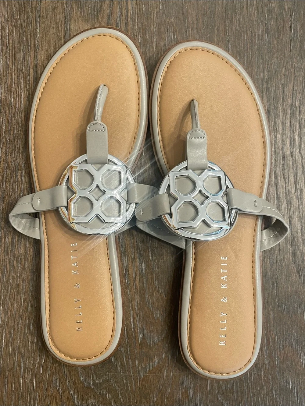 Kelly & Katie Gray Leather Thong Sandals with Silver Medallion